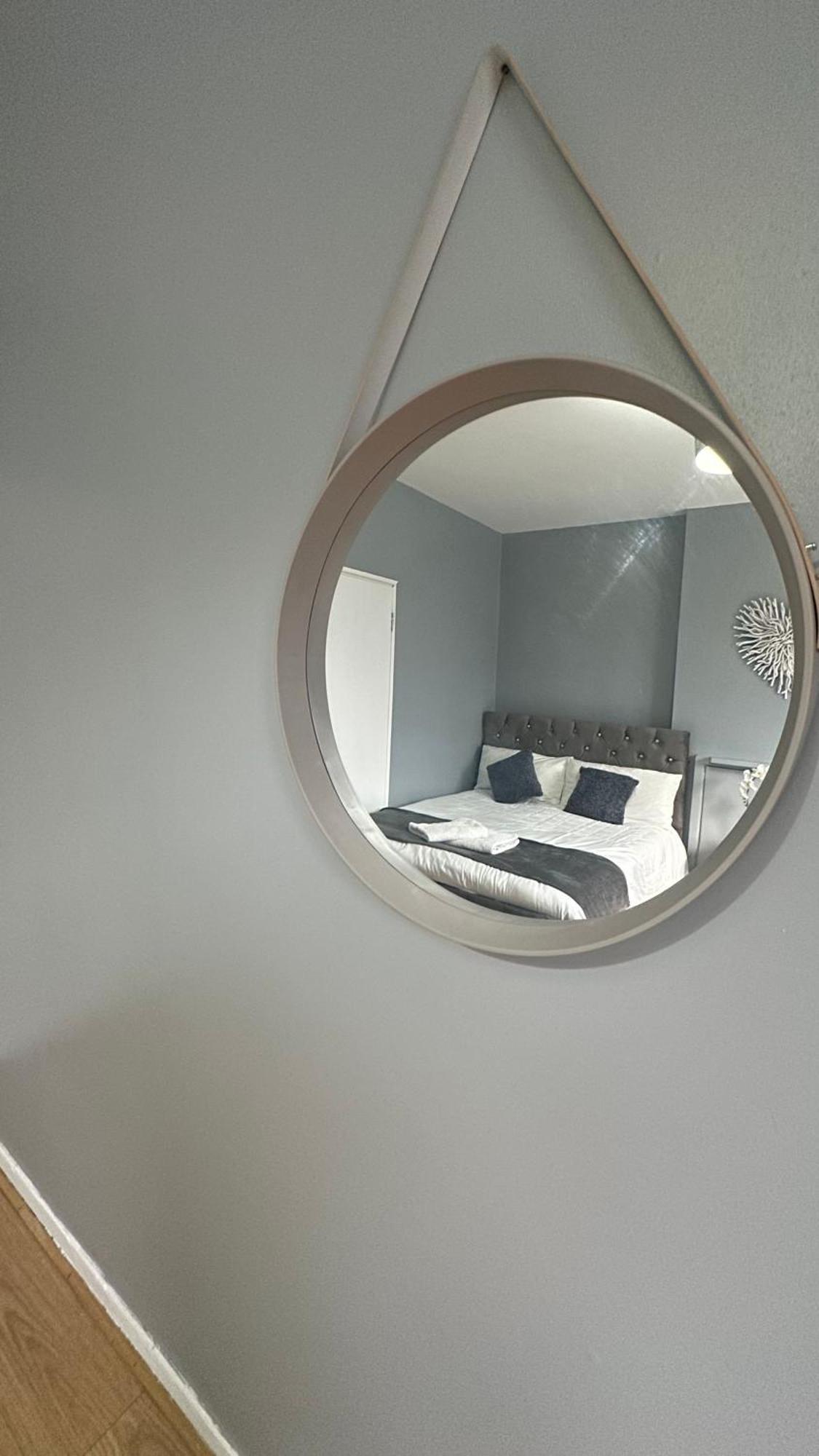 1 Bedroom Flat In Whitechapel, Londres Exterior foto